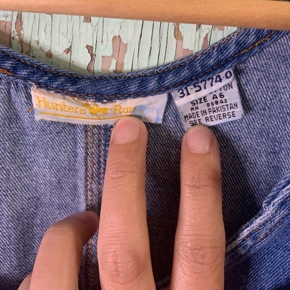 Women’s Hunters Run denim overall dress with pockets & button detail - Picture 3 of 5